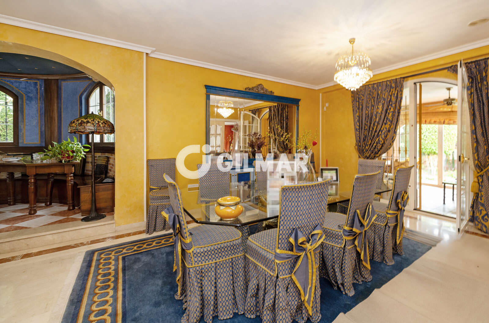 Property slider Gilmar