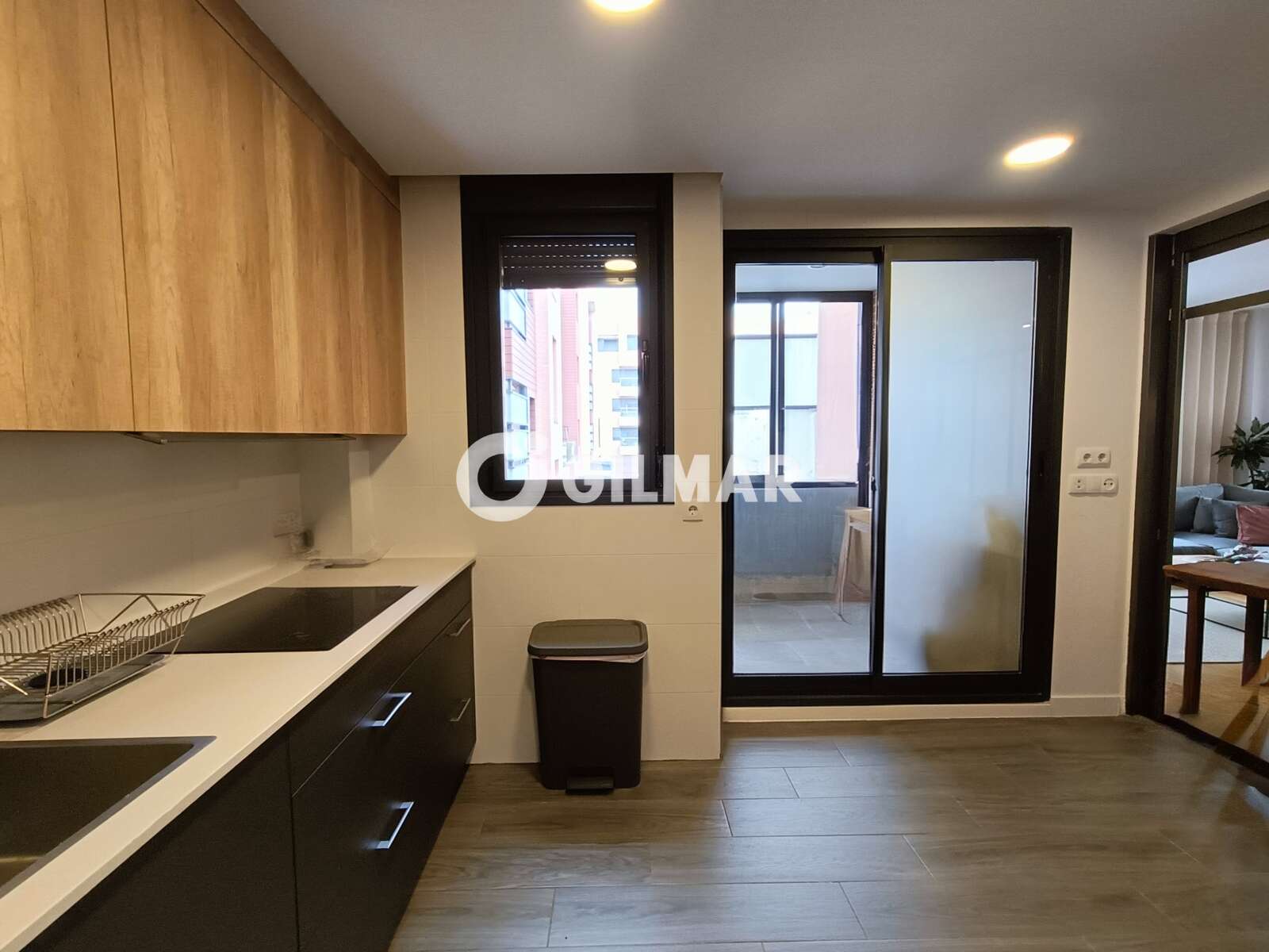 Property slider Gilmar