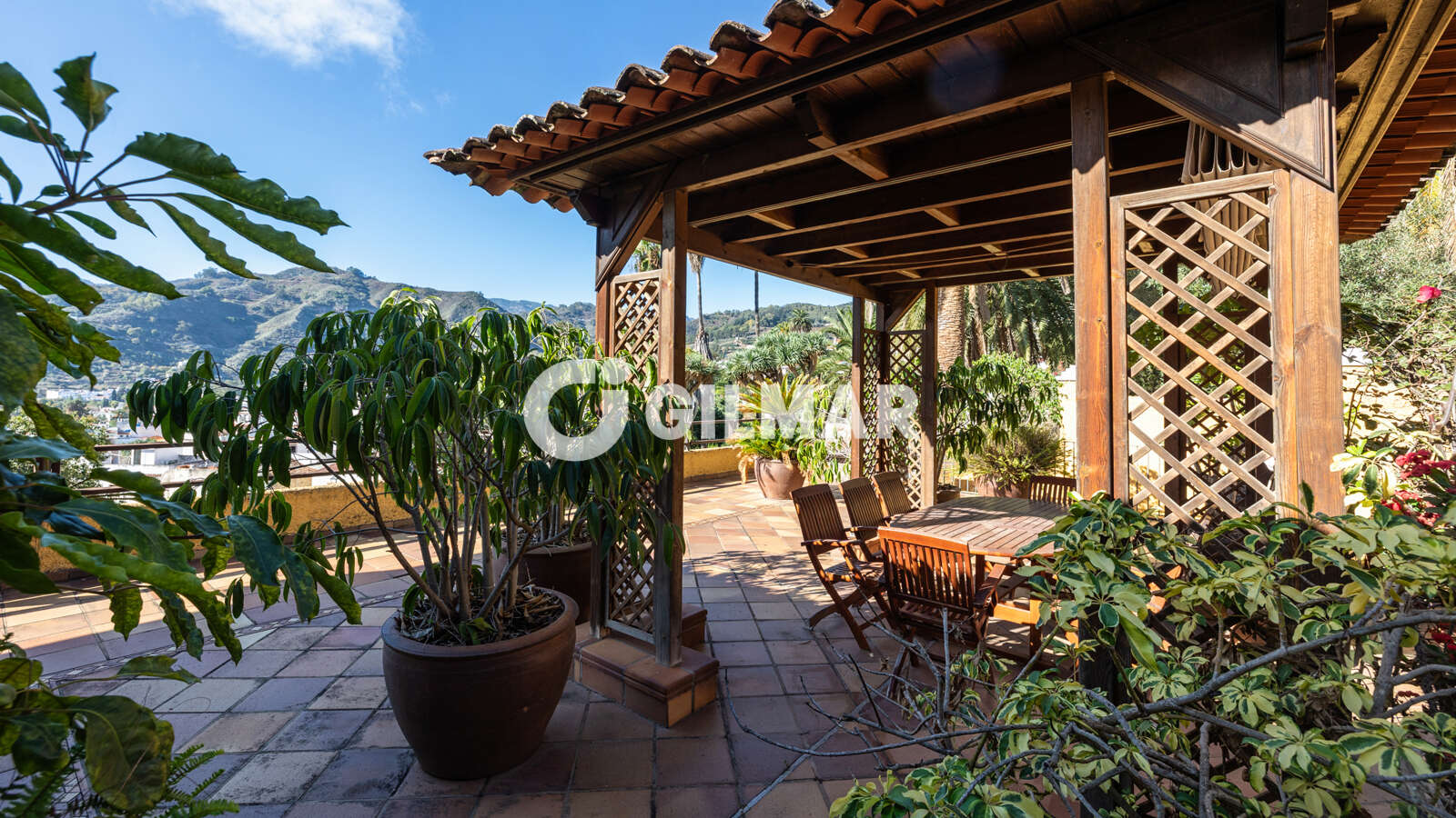 Property slider Gilmar