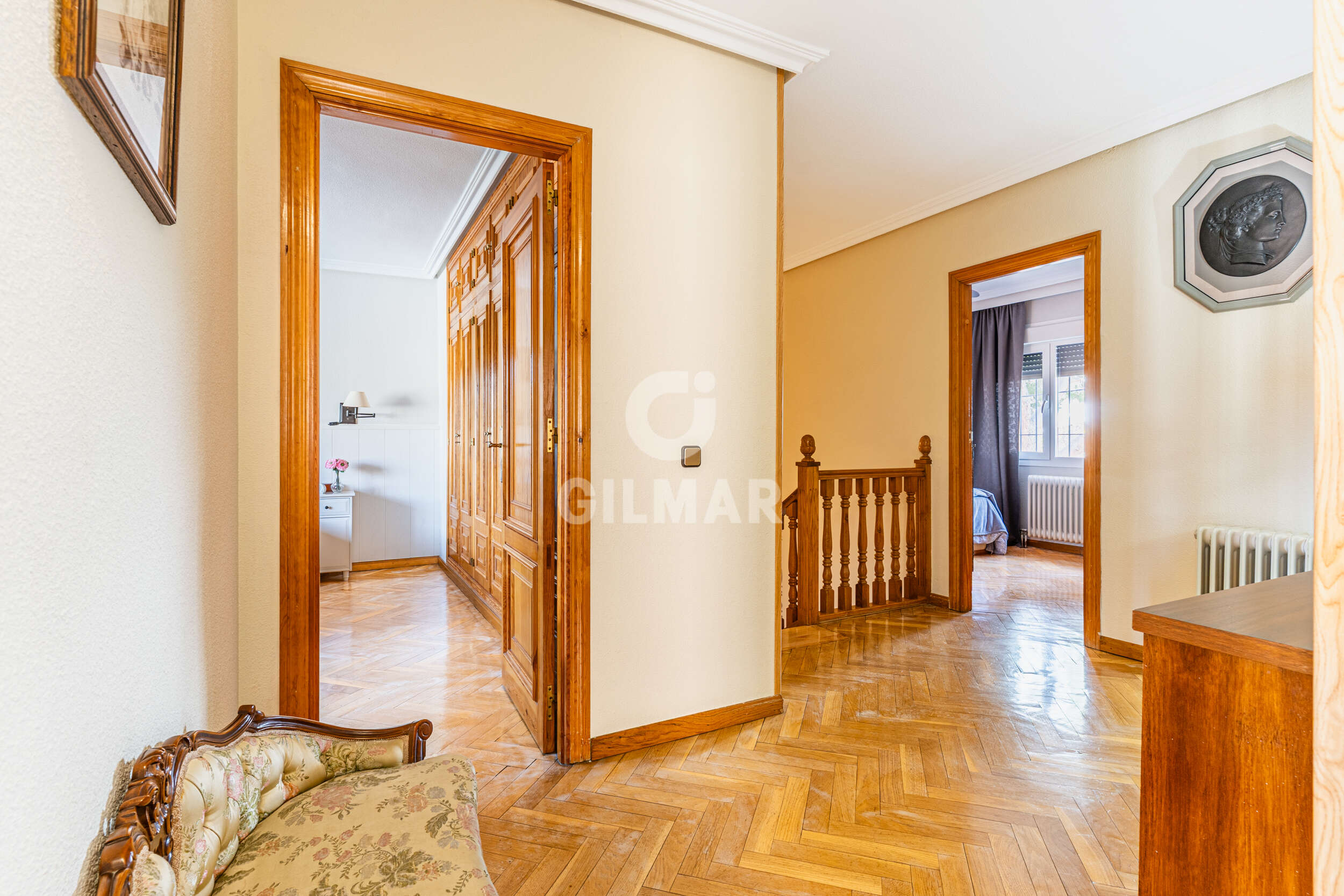 Photo of Semi-detached house