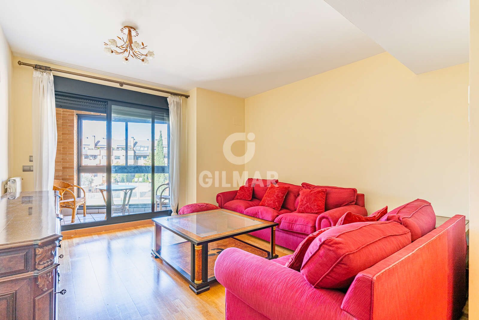 Property slider Gilmar