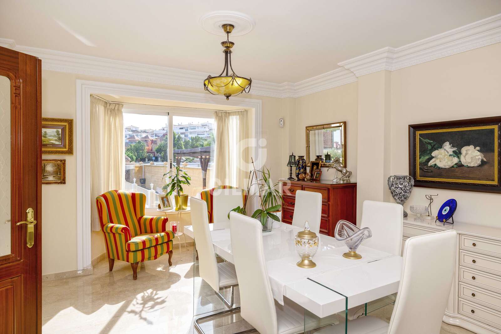 Property slider Gilmar