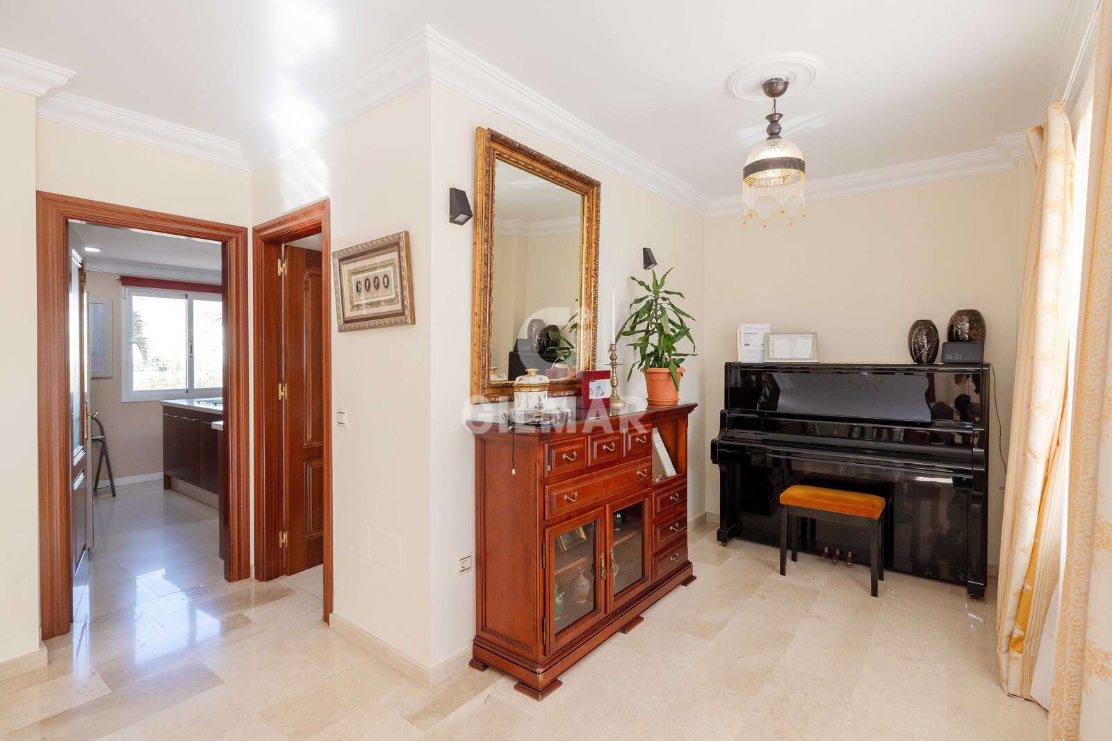 Property slider Gilmar