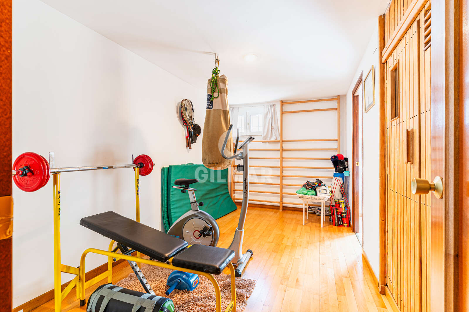 Property slider Gilmar