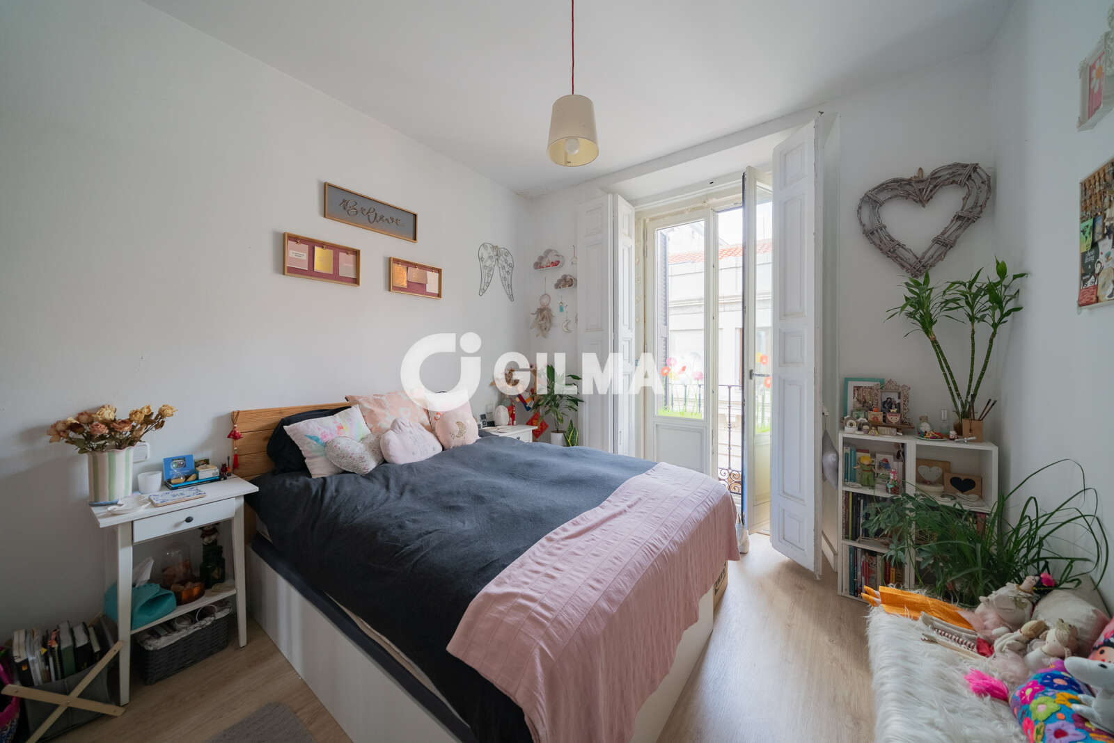 Property slider Gilmar