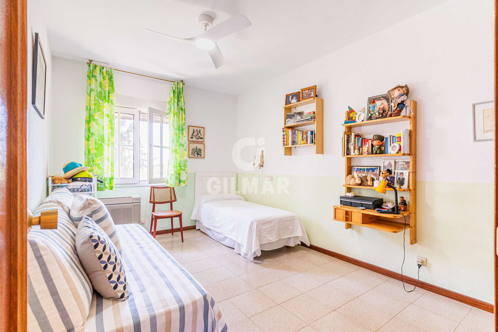 Property slider Gilmar