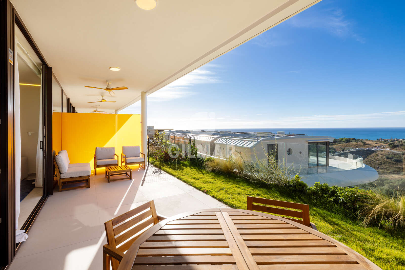 Property slider Gilmar