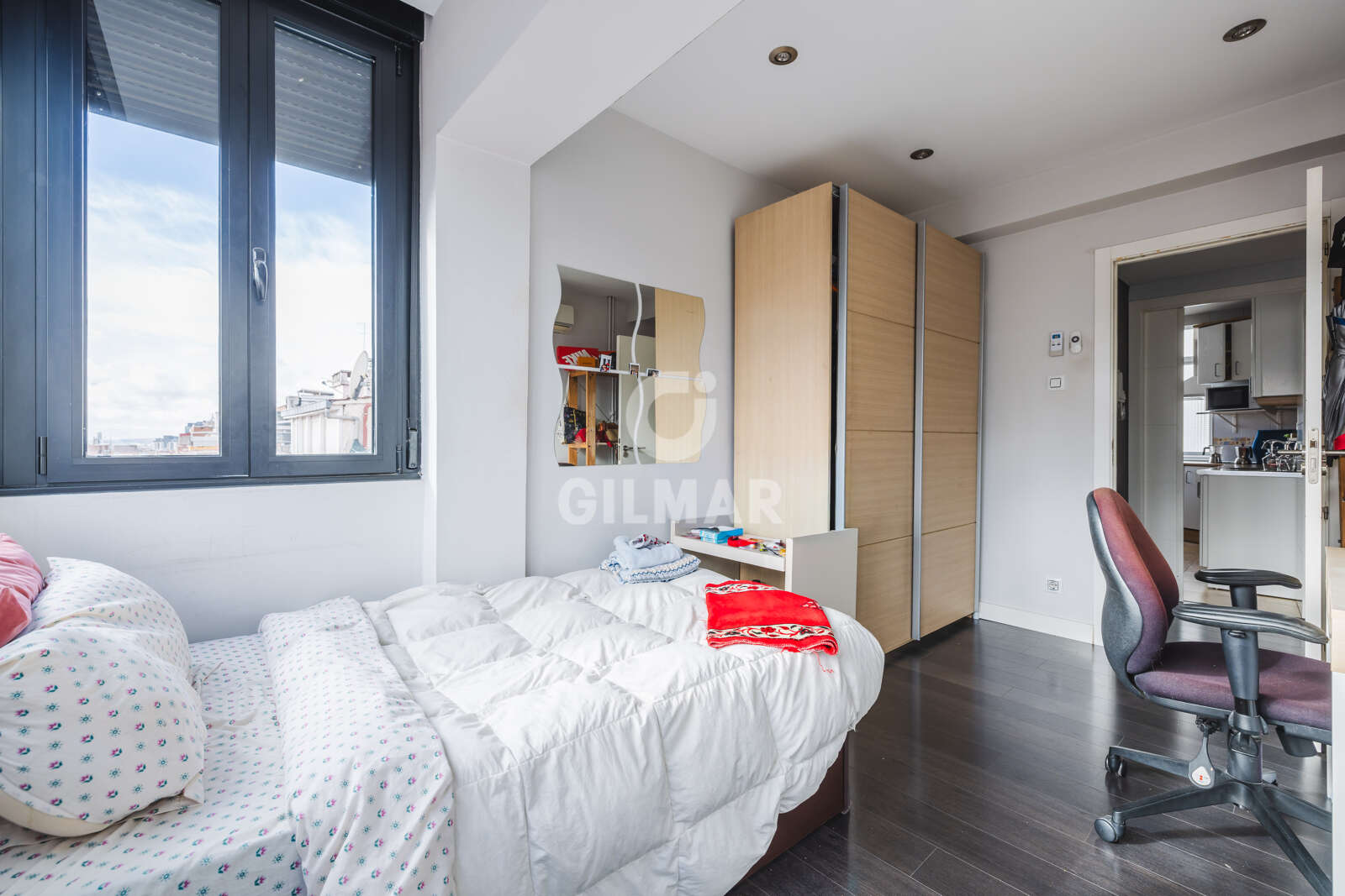 Property slider Gilmar