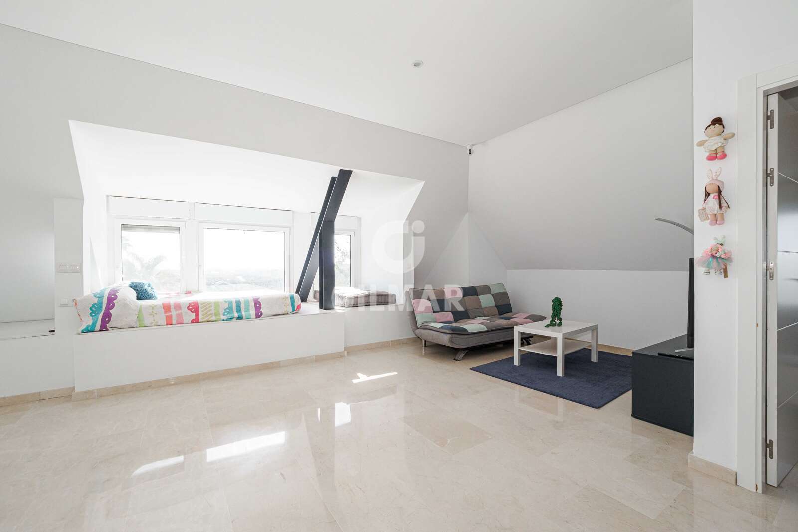 Property slider Gilmar