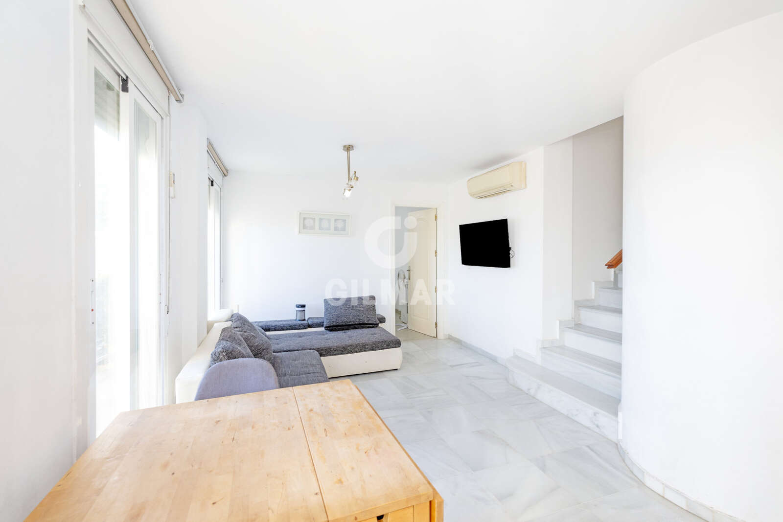 Property slider Gilmar