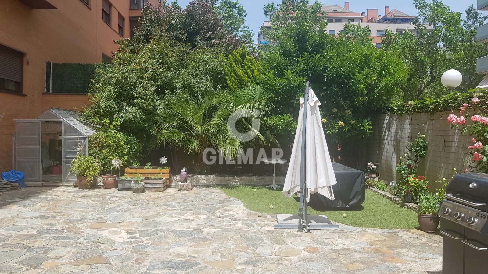 Property slider Gilmar