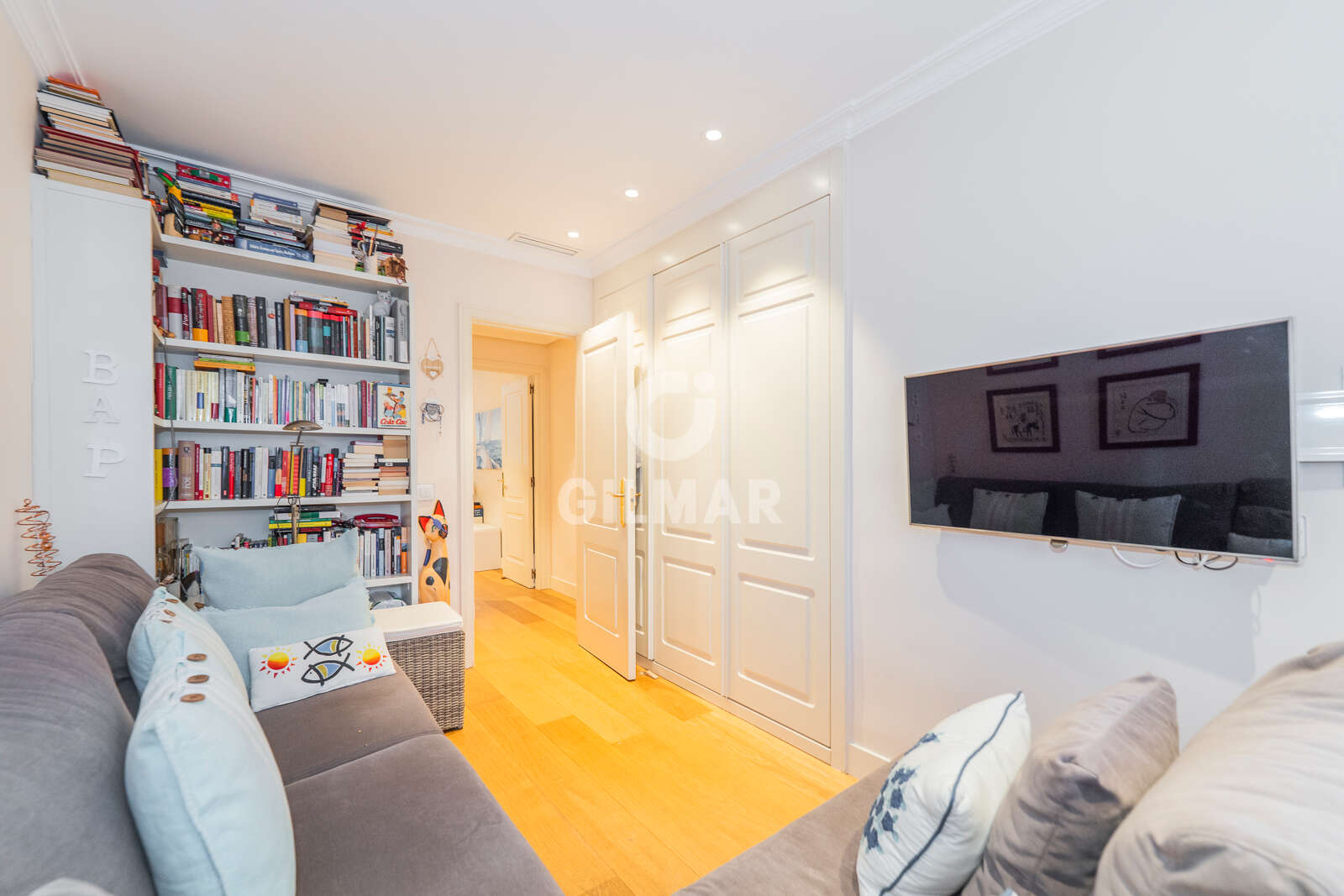 Property slider Gilmar