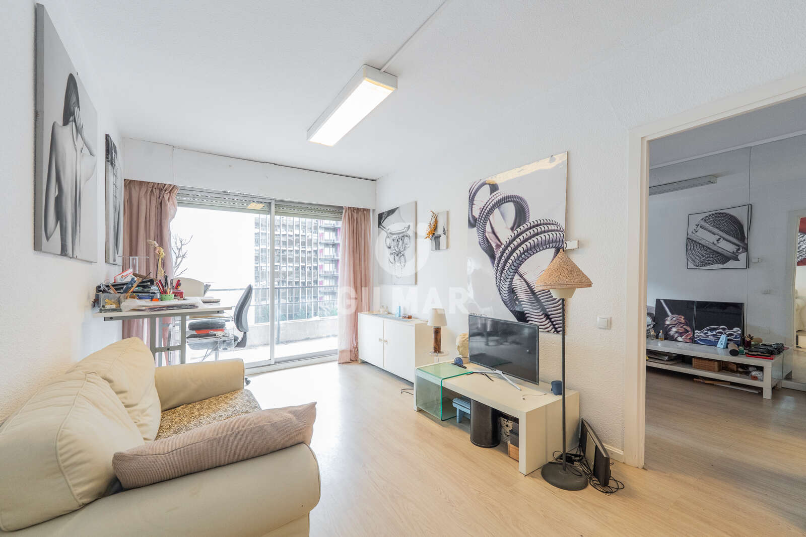 Property slider Gilmar
