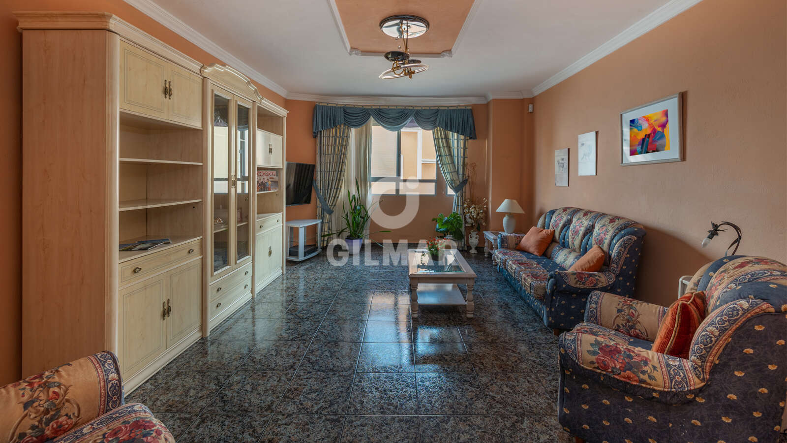 Property slider Gilmar