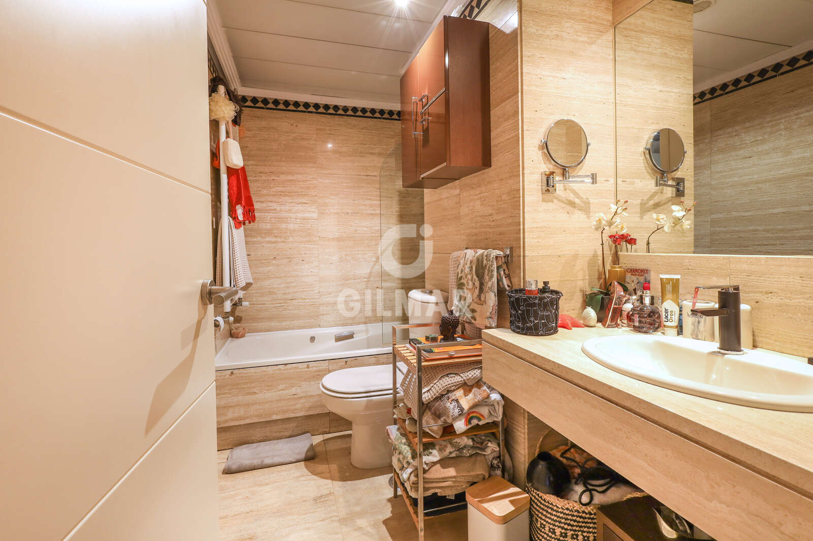 Property slider Gilmar