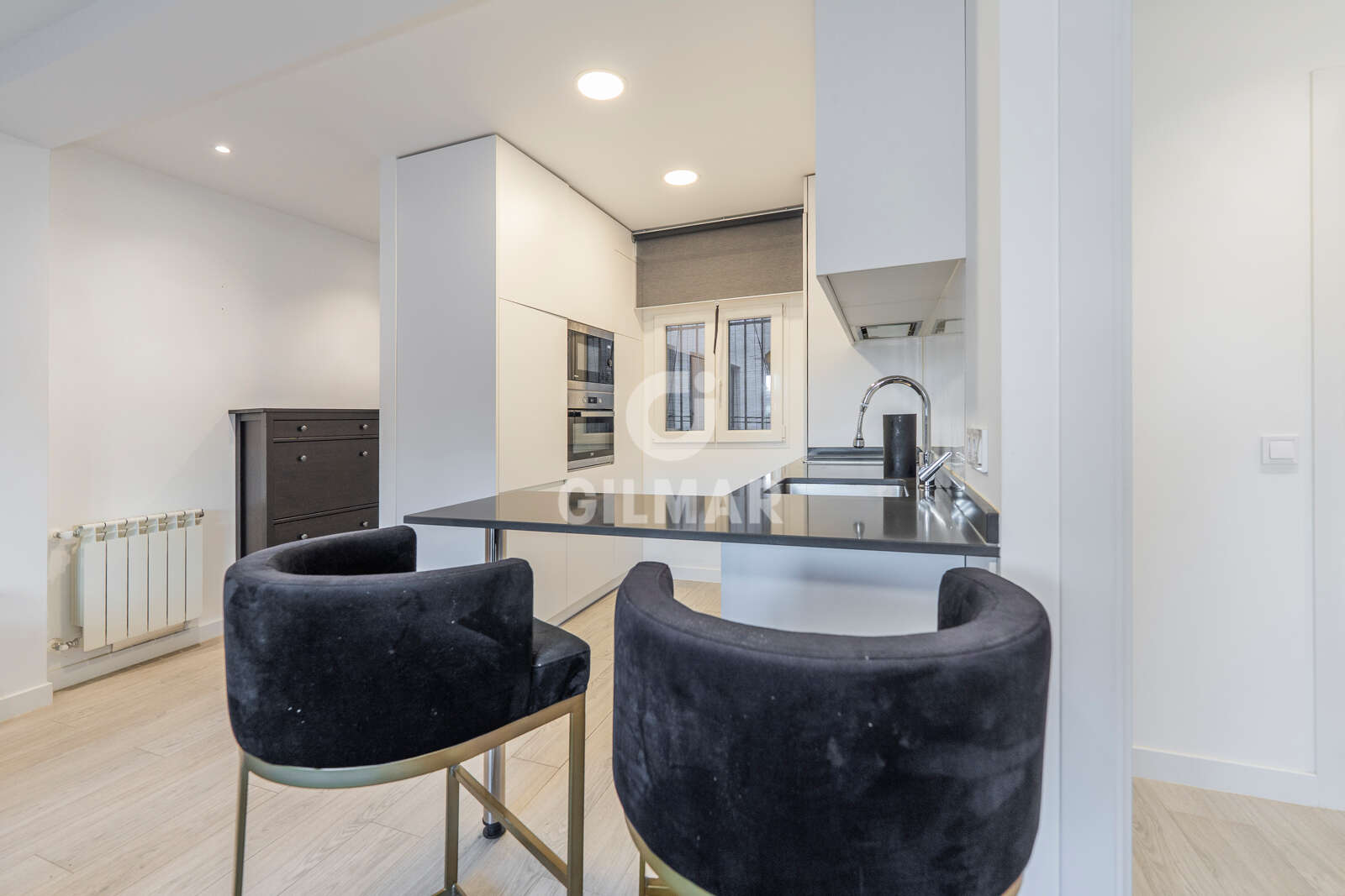 Property slider Gilmar