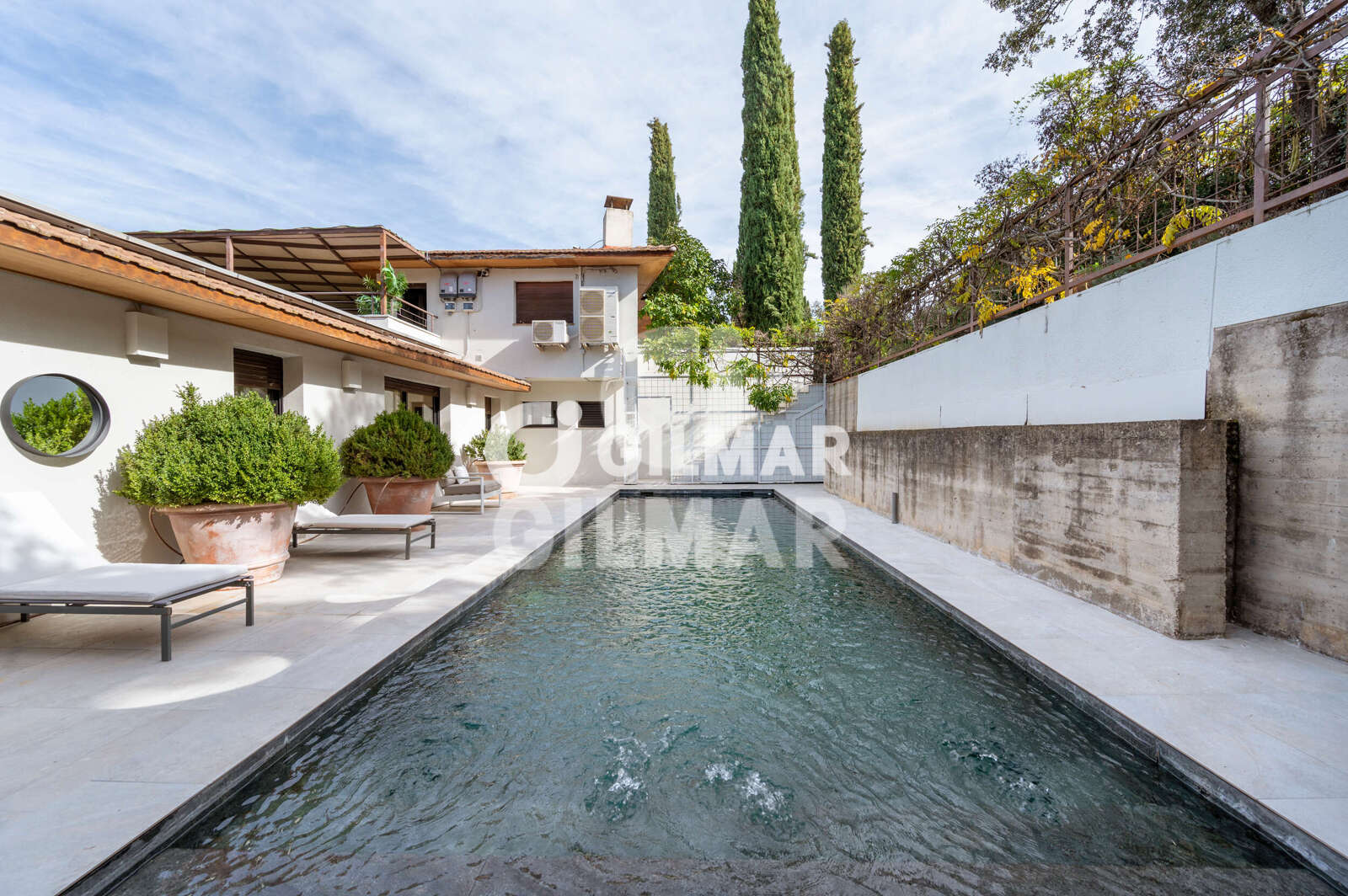 Property slider Gilmar