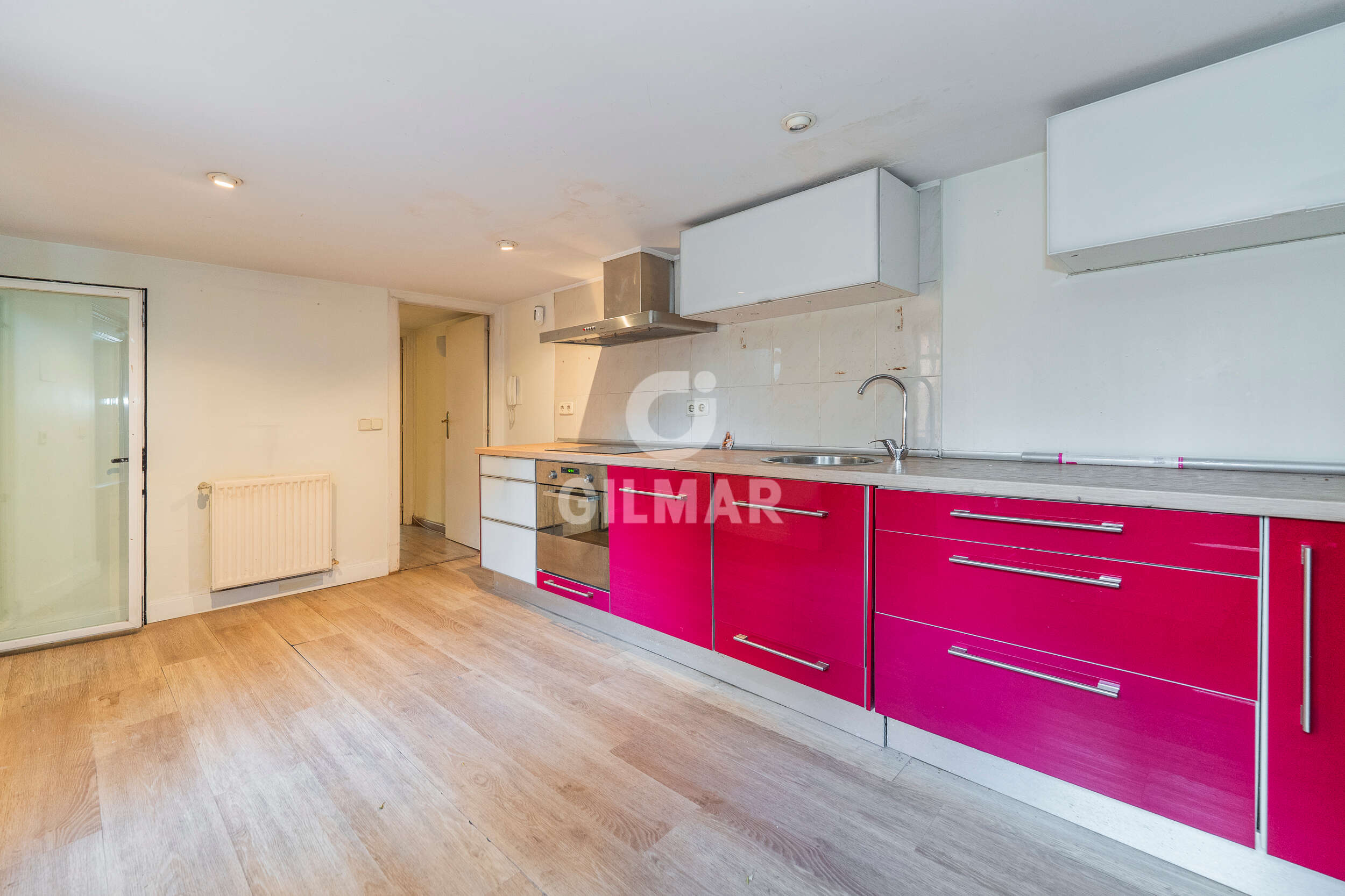 Photo of Semi-detached house