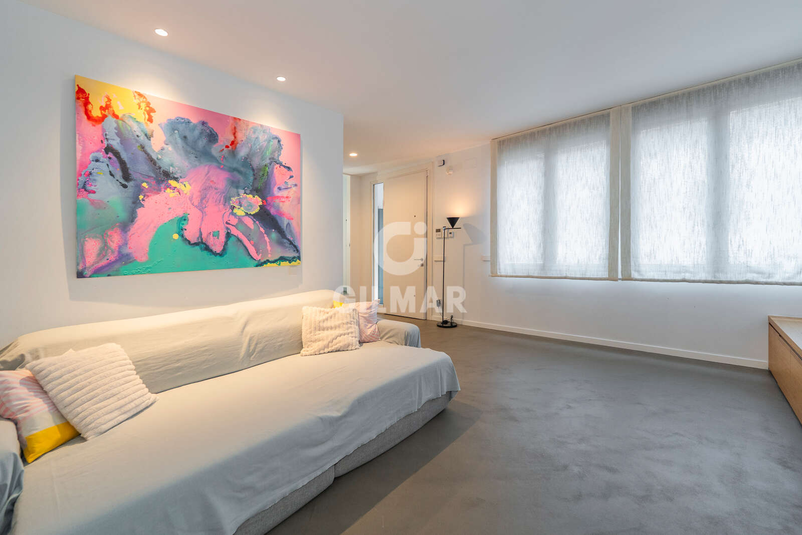 Property slider Gilmar
