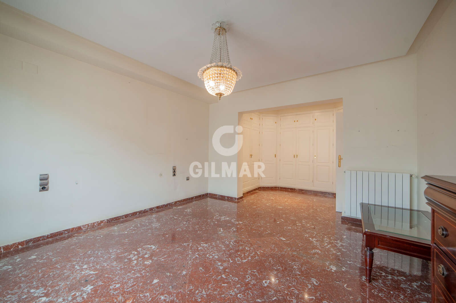 Property slider Gilmar