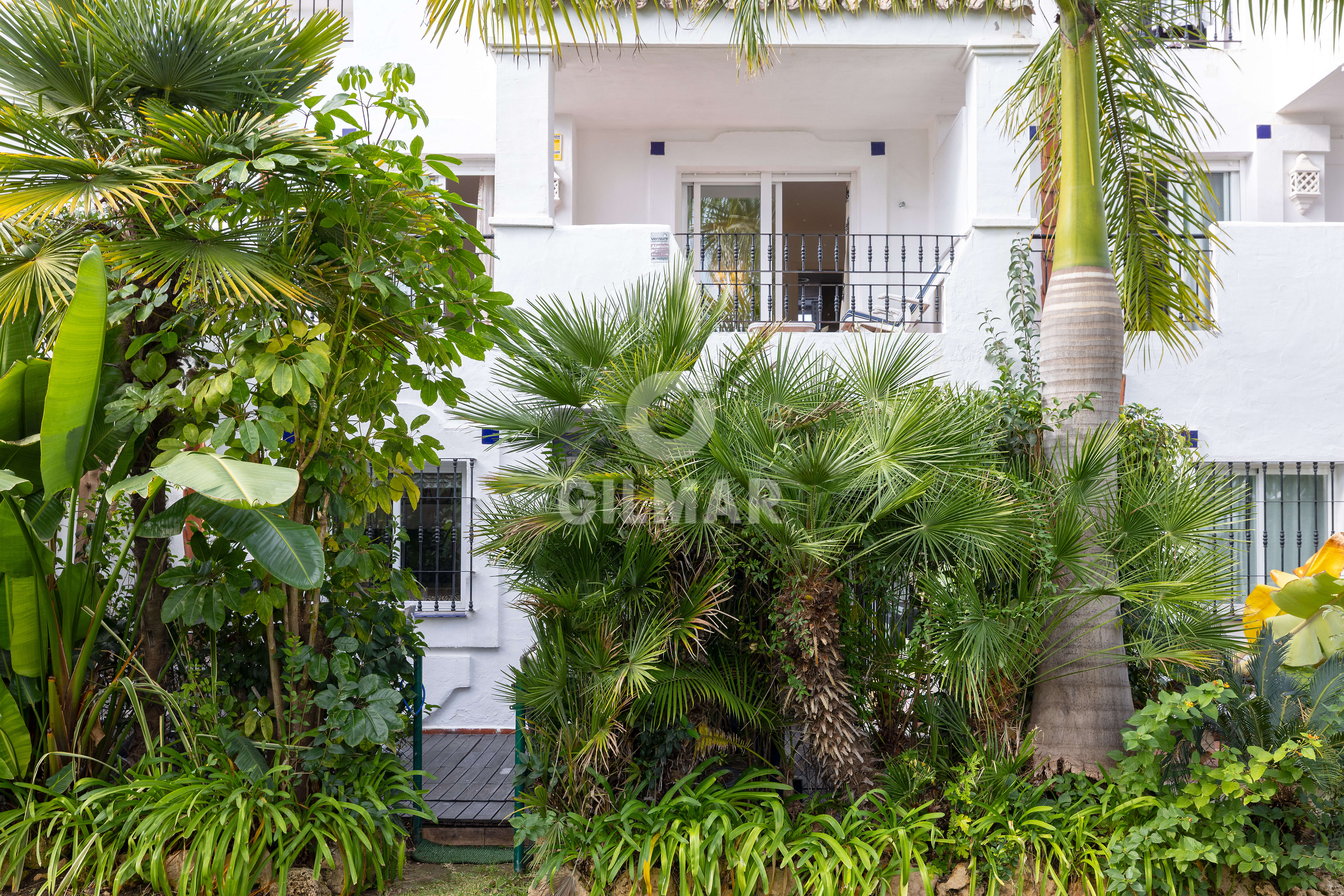 Photo of Semi-detached house