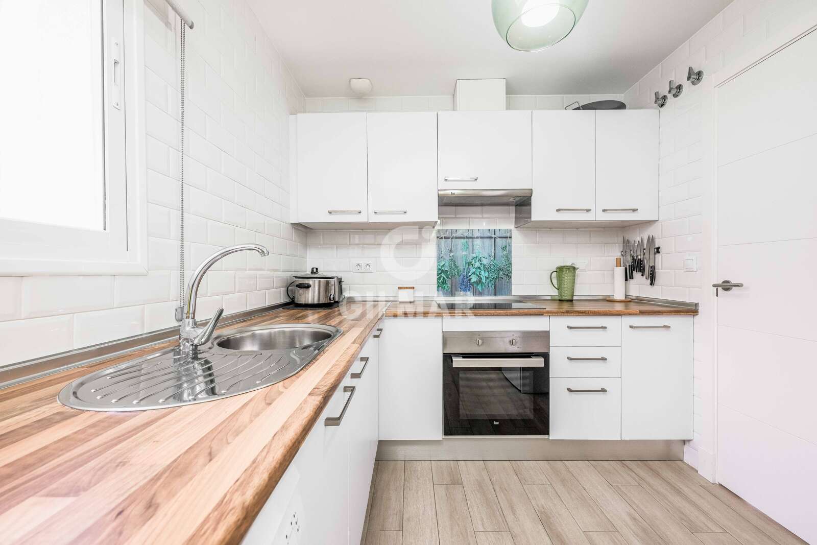 Property slider Gilmar
