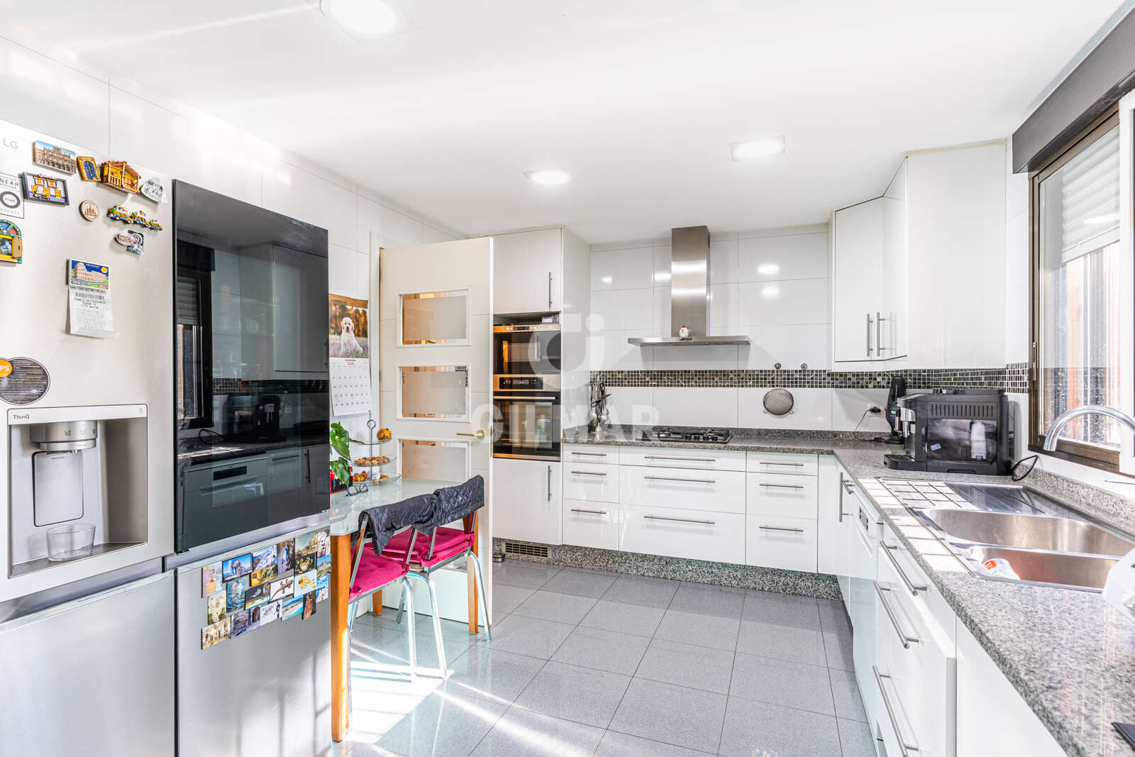Property slider Gilmar