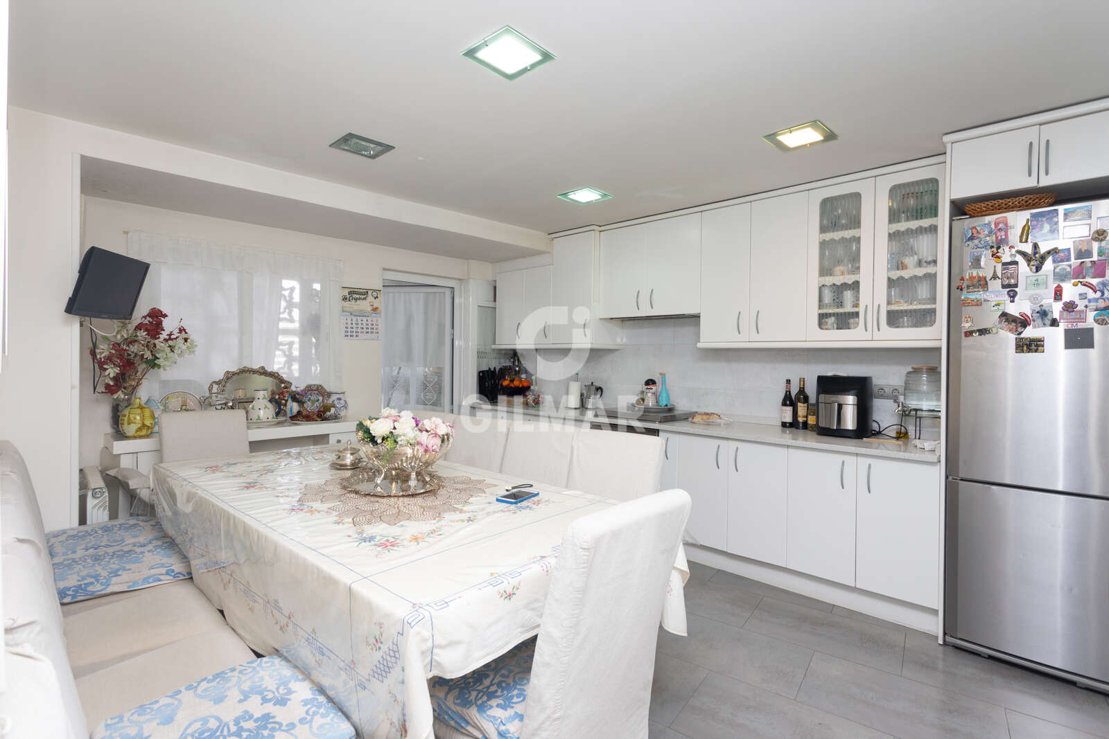 Property slider Gilmar
