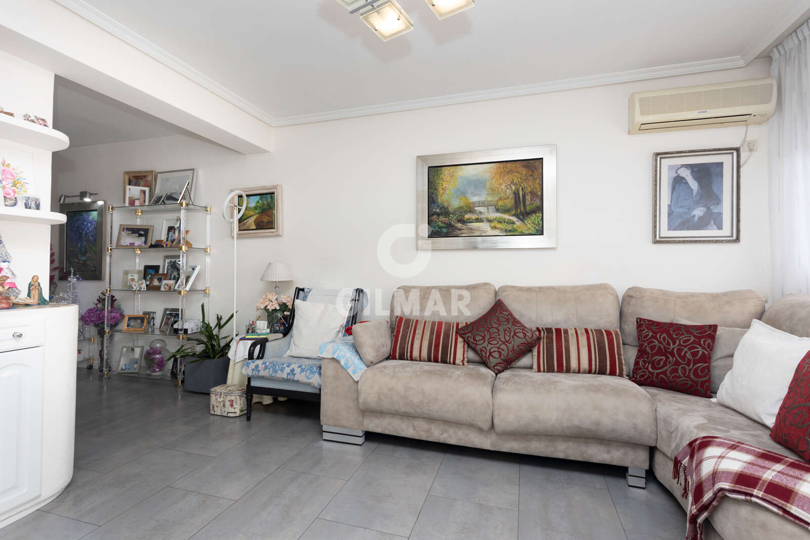 Property slider Gilmar