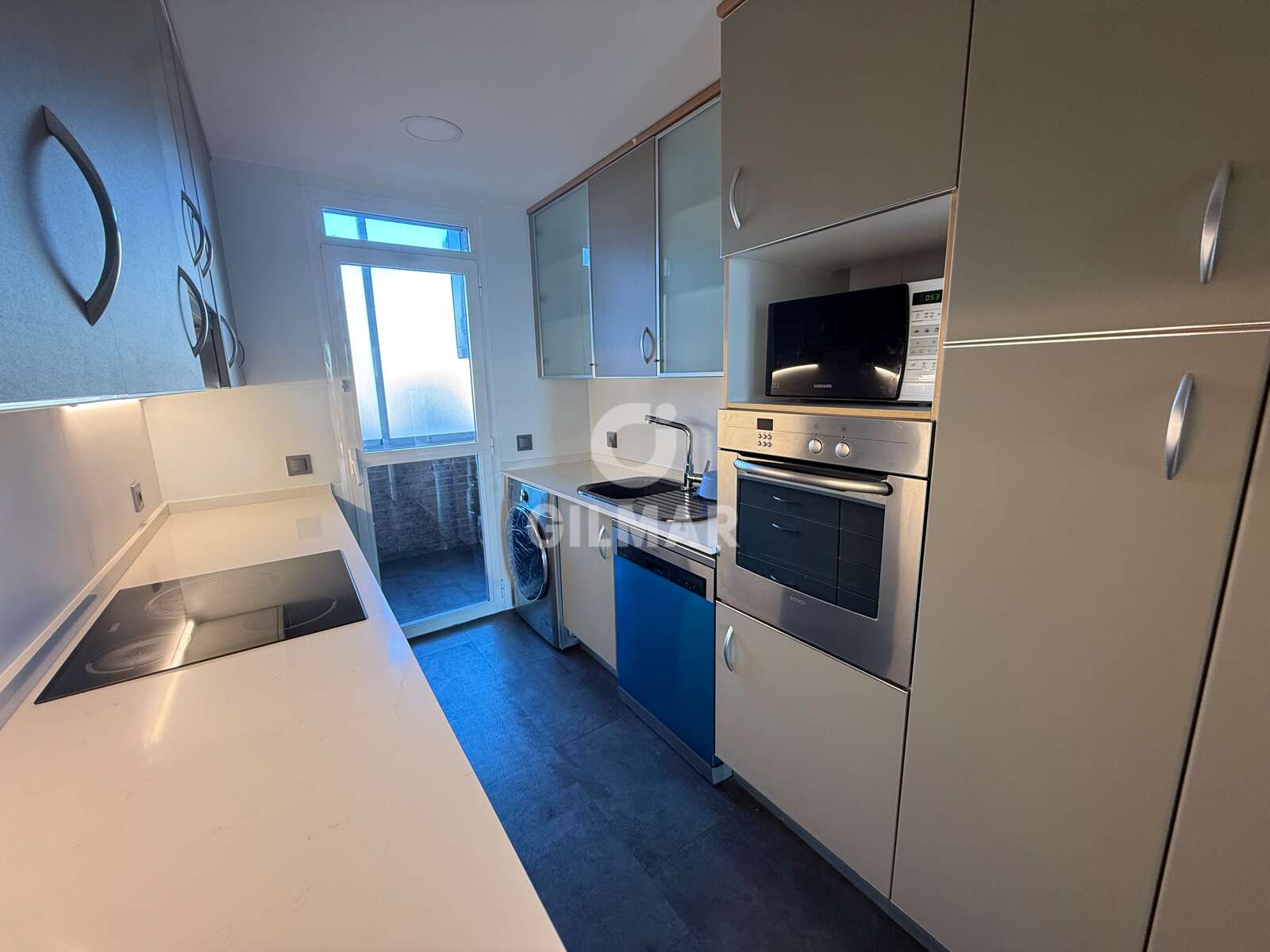 Property slider Gilmar