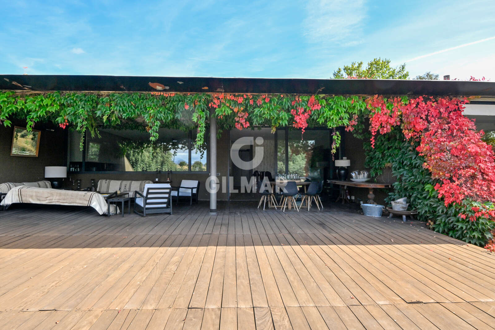Property slider Gilmar