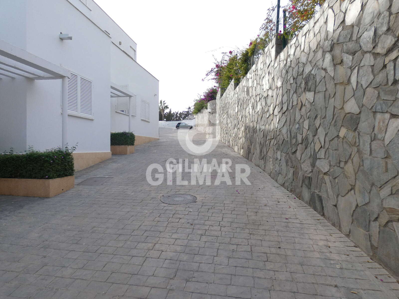 Property slider Gilmar