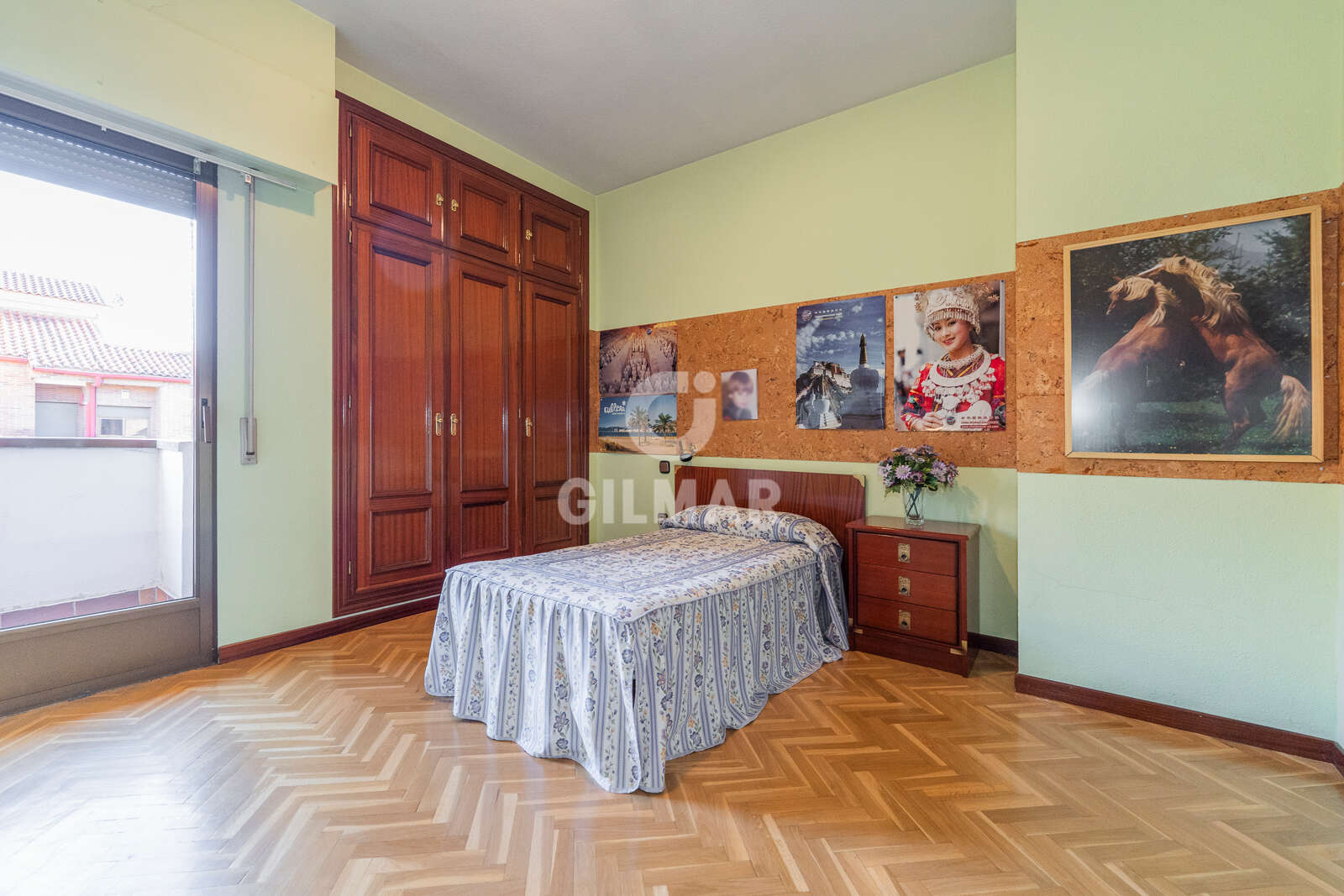 Property slider Gilmar