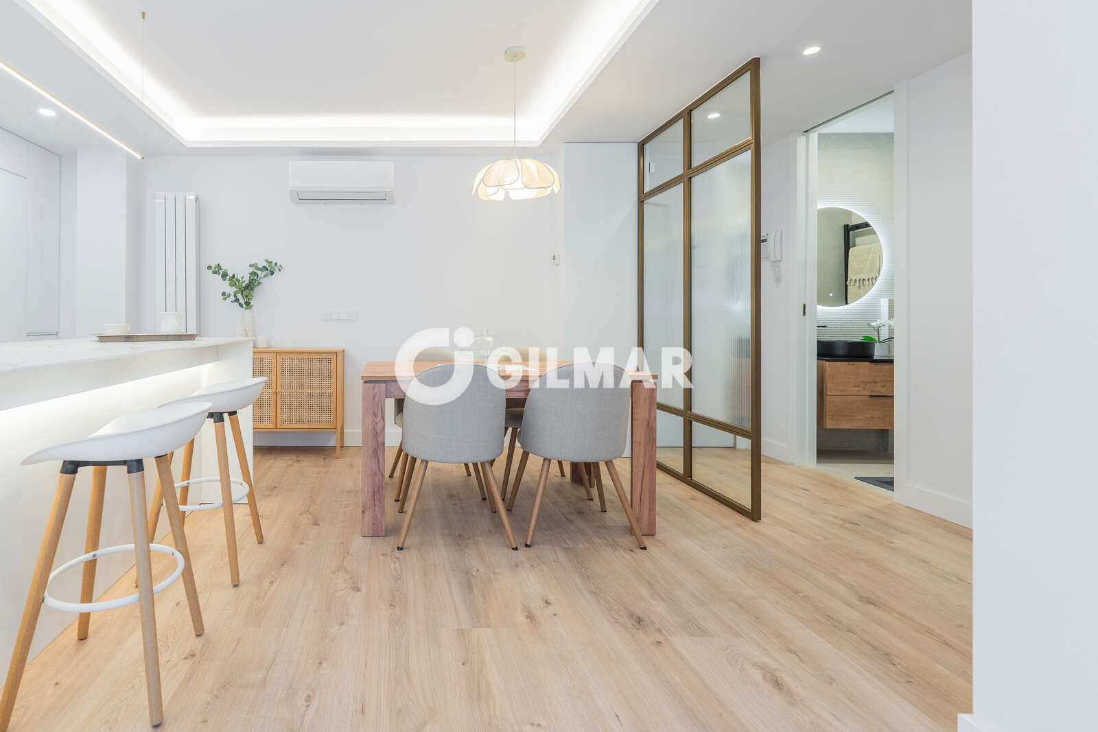 Property slider Gilmar
