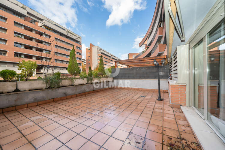 Bajo en venta en Alameda de Osuna – Madrid | Gilmar Consulting