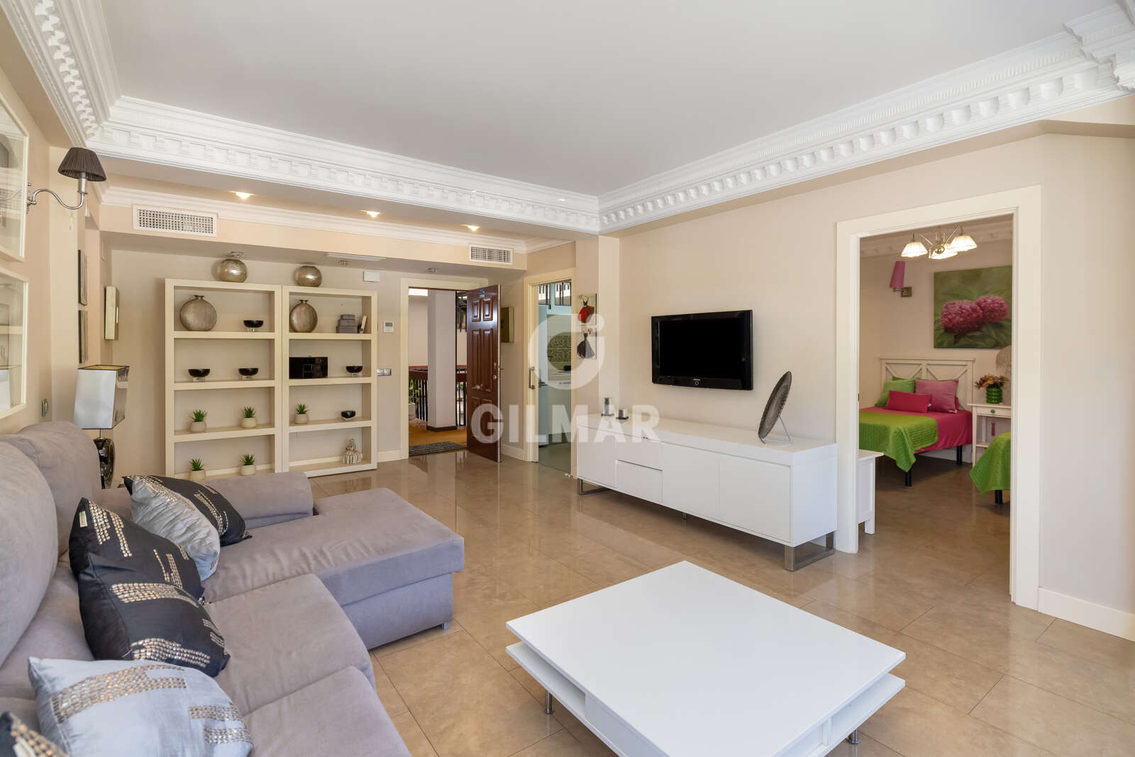 Property slider Gilmar