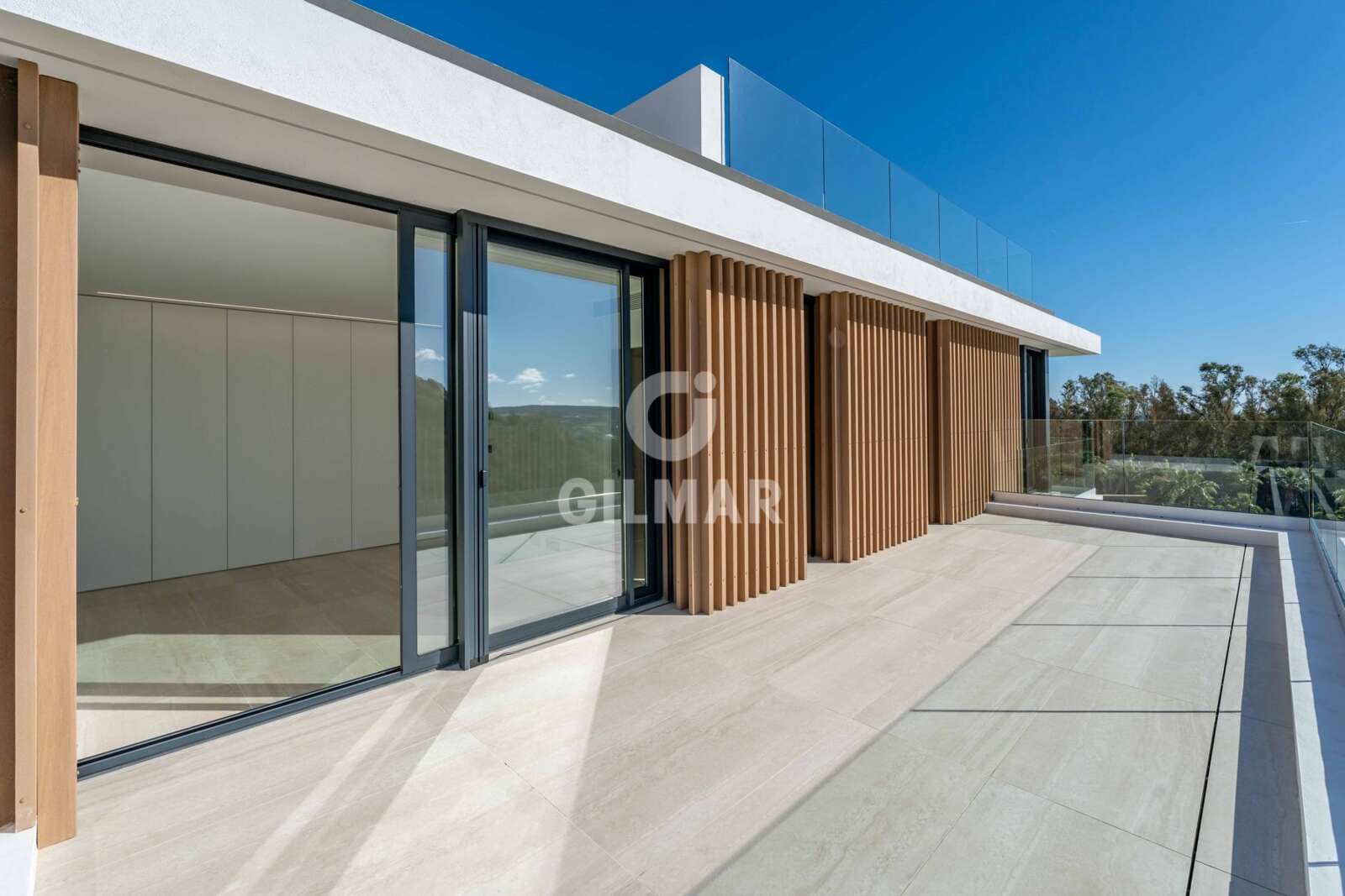 Property slider Gilmar