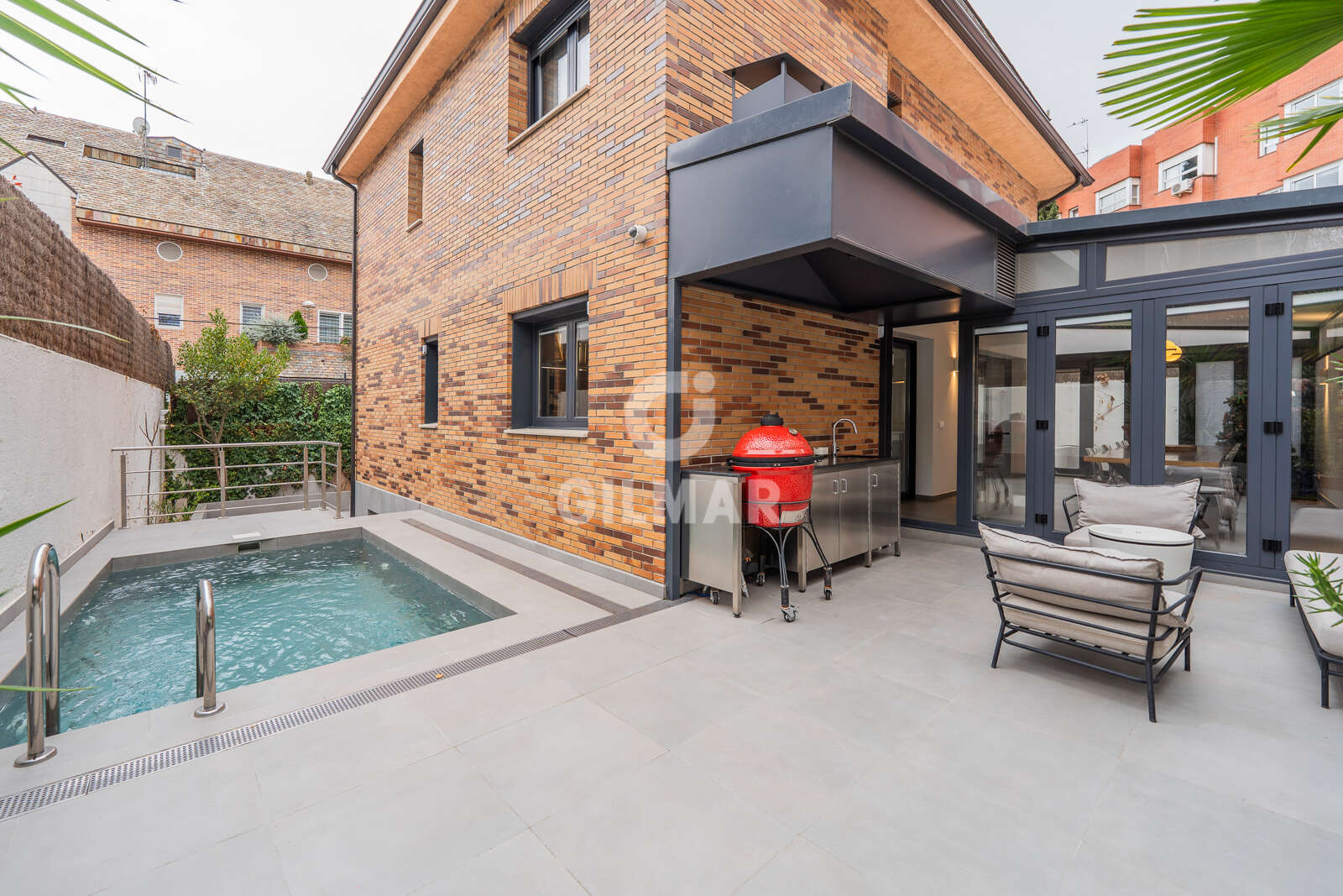 Property slider Gilmar