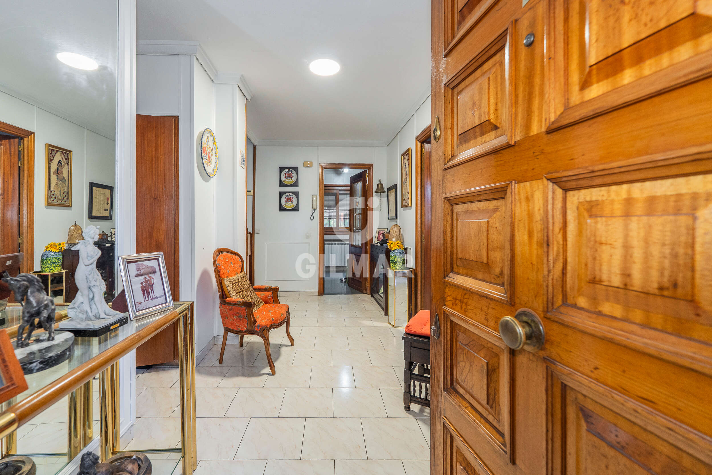 Photo of Semi-detached house