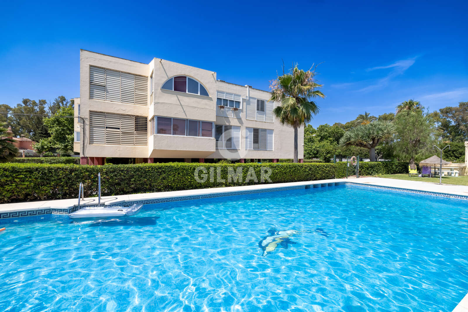 Property slider Gilmar