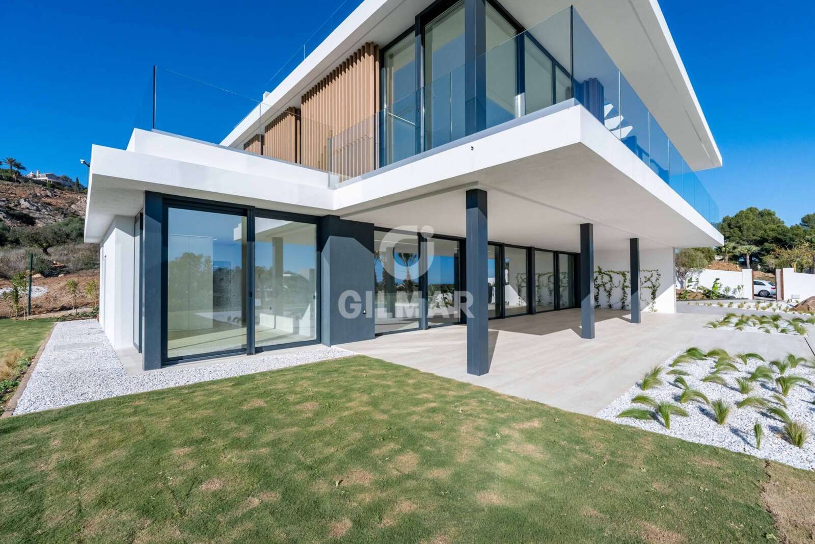 Property slider Gilmar