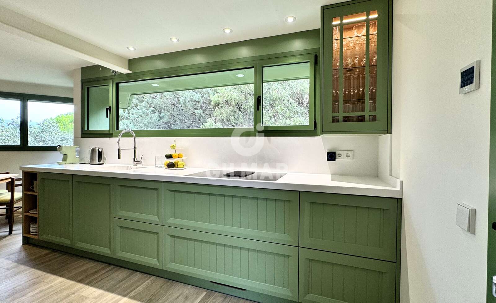 Property slider Gilmar
