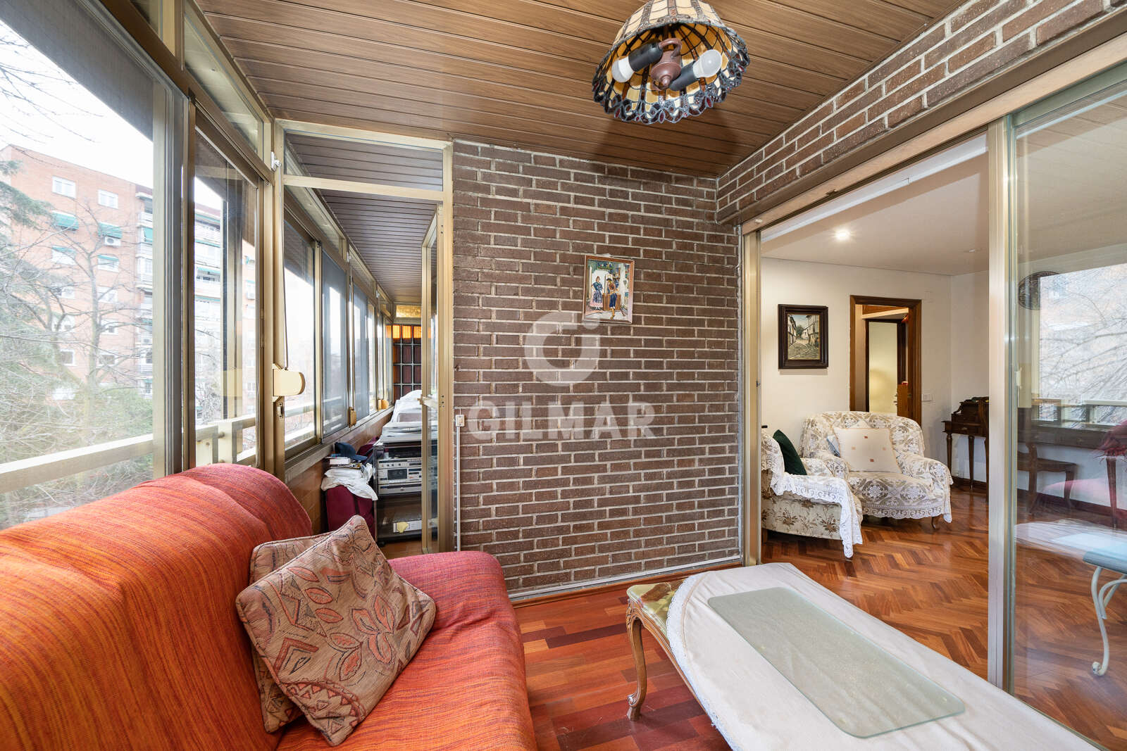 Property slider Gilmar