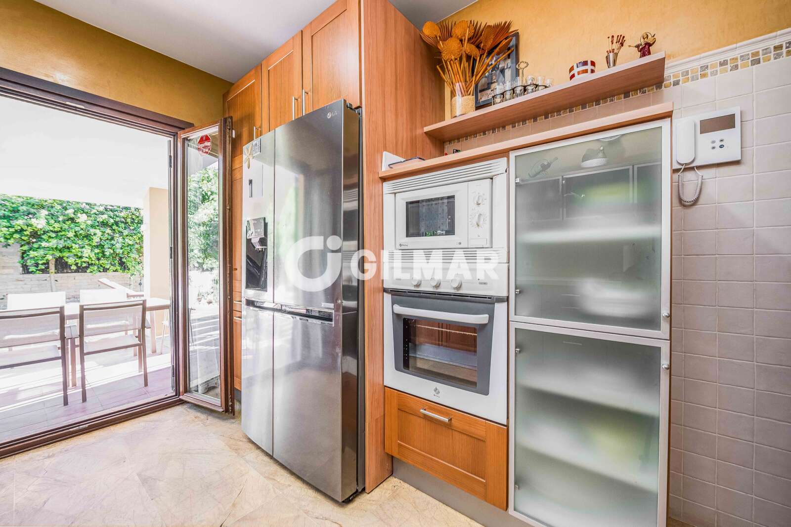 Property slider Gilmar