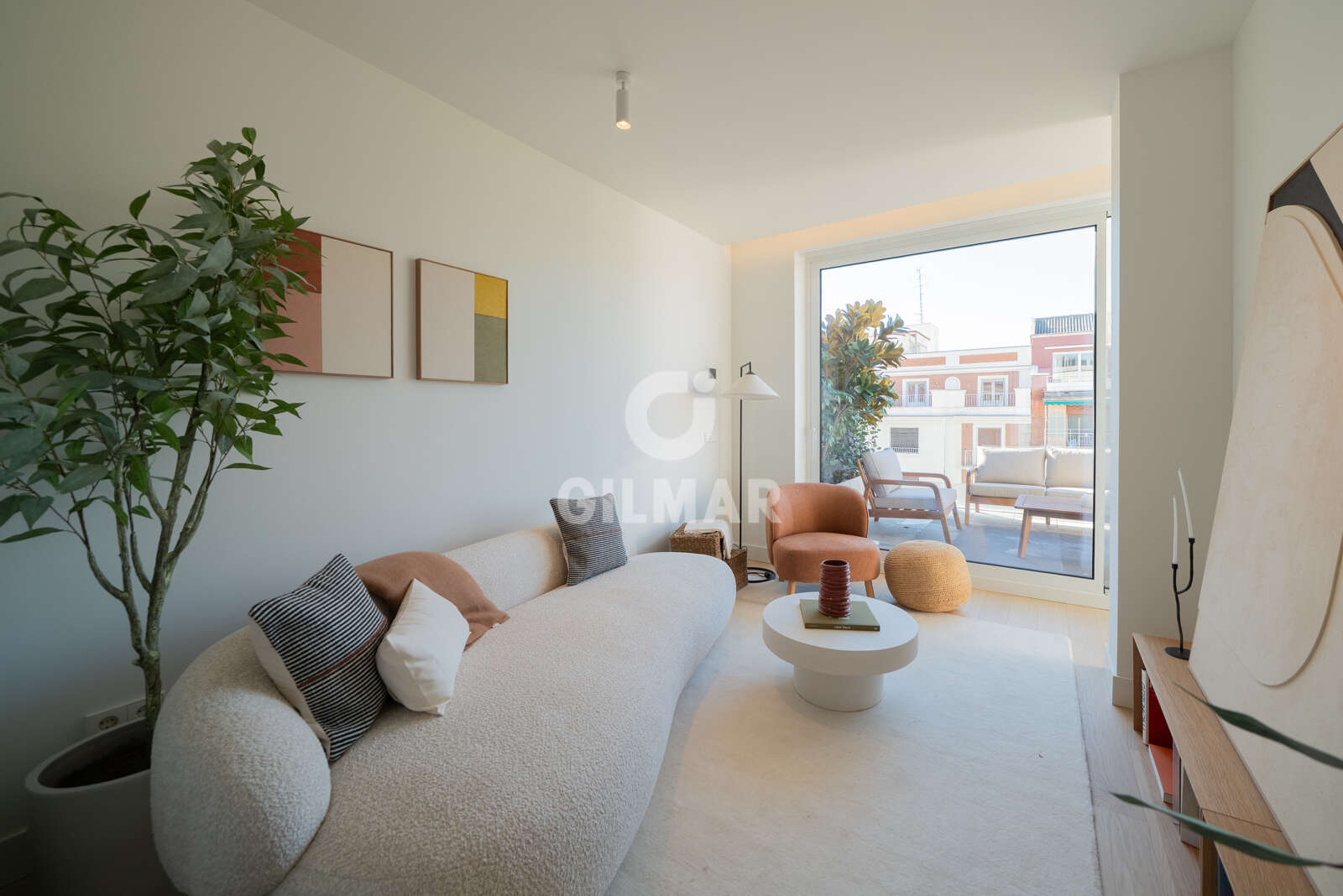 Property slider Gilmar