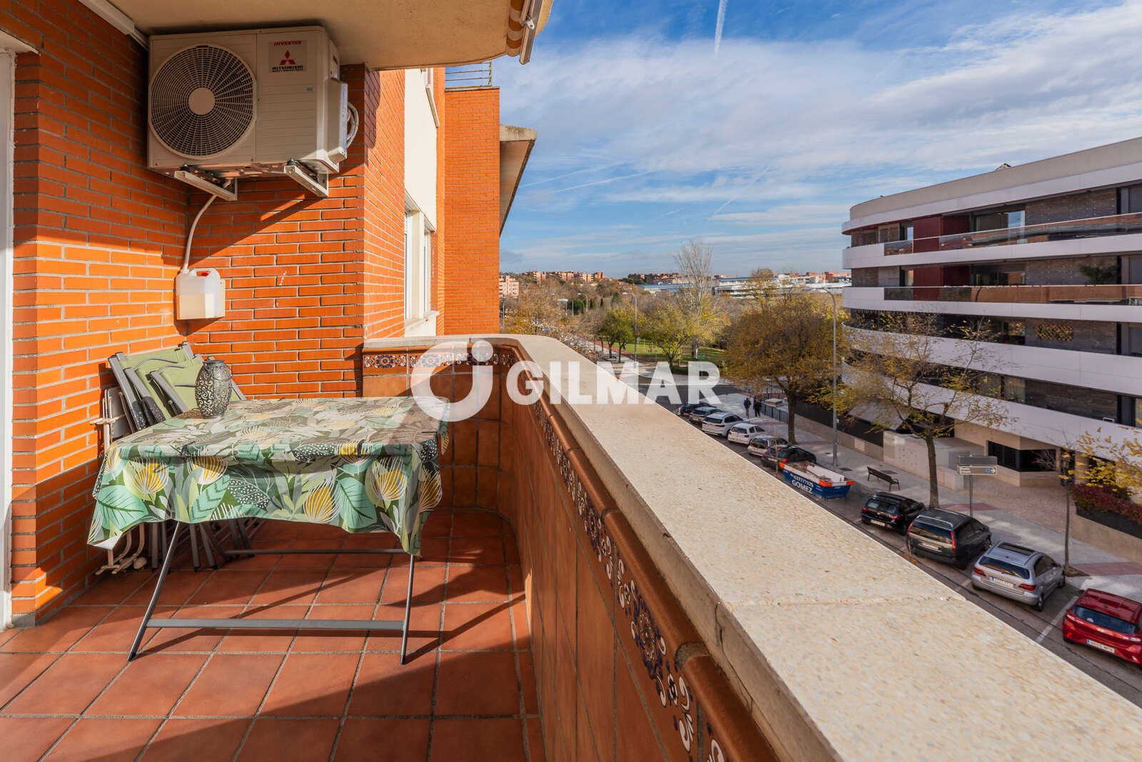 Property slider Gilmar