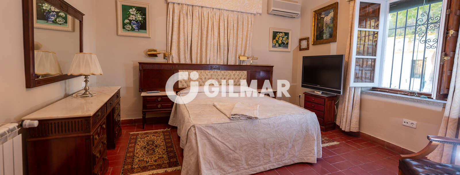 Property slider Gilmar