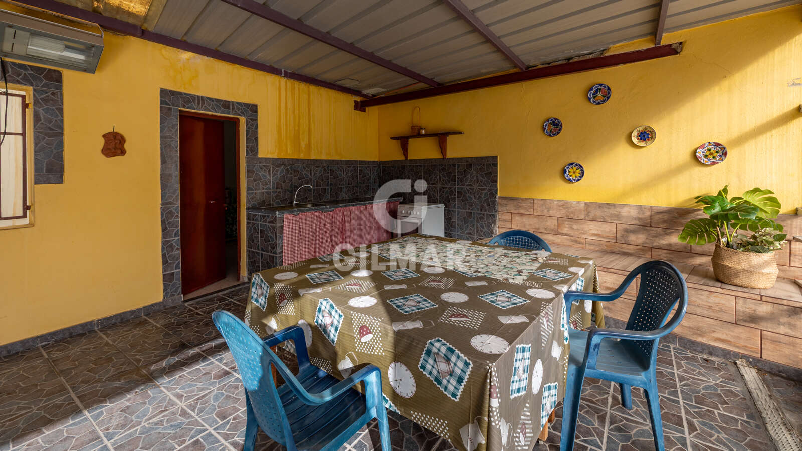 Property slider Gilmar