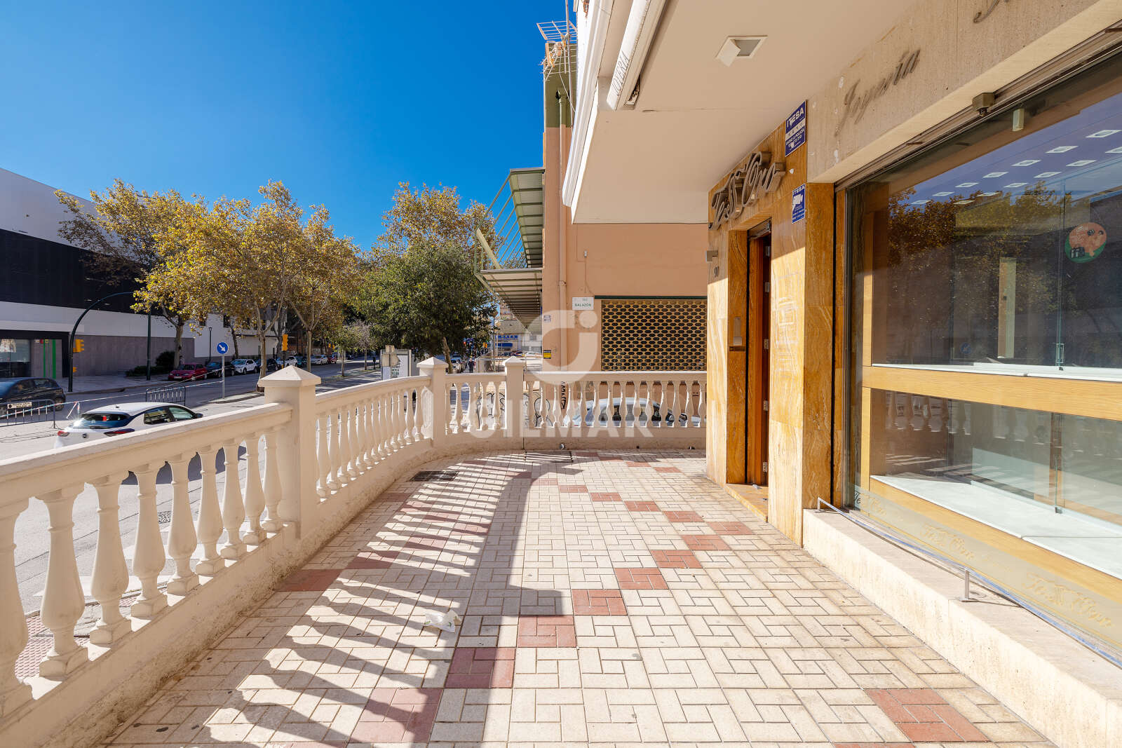 Property slider Gilmar