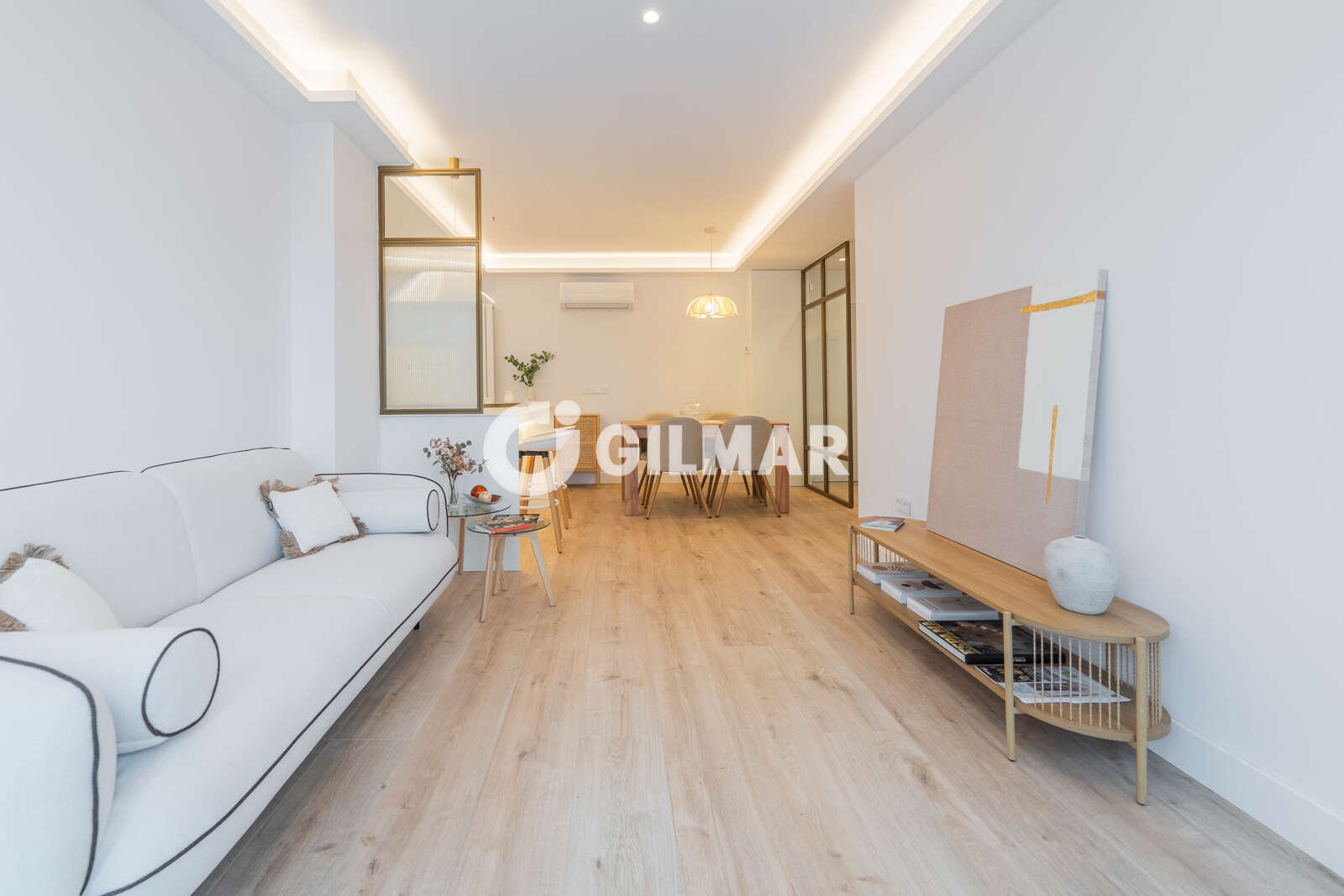 Property slider Gilmar